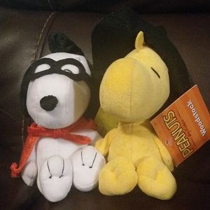 Peanut's Woodstock and Snoopy